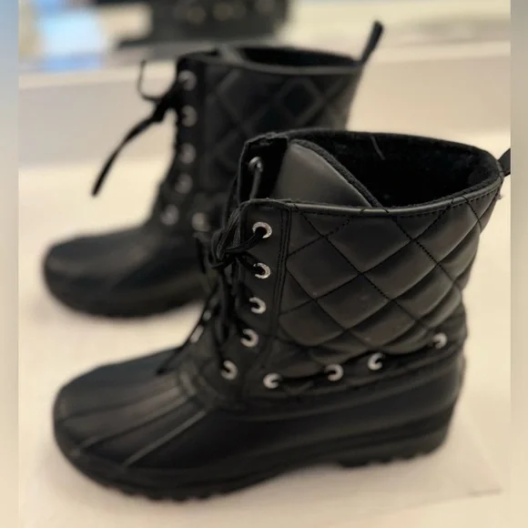 Sperry Top-Sider Women's Gosling Duck Boots size 7 black on black - Picture 5 of 9